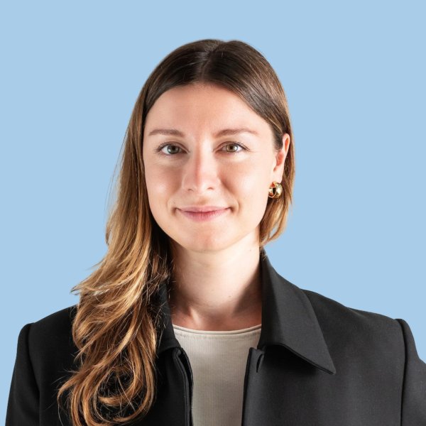 Carina Stöttner